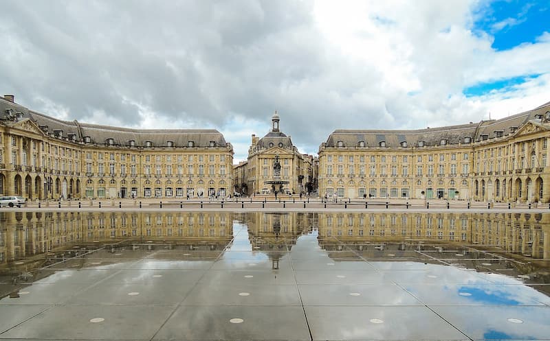 Bordeaux, Port of the Moon